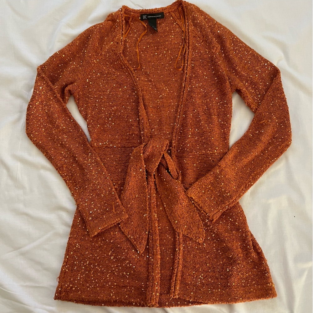 Beautiful pumpkin color! Perfect for fall 🧡 thanksgiving vibes!! 🧡